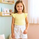 Conjunto infantil feminino disponível em cores sólidas e clássicas.