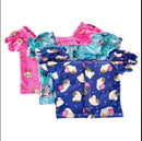 Roupa de passeio infantil com visual romântico e divertido