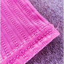 menina usando blusa infantil na cor rosa em com barra em reforço 